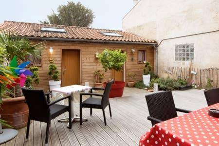 Superbe Appartement Avec Terrasse En Centre Ville La Rochelle  Eksteriør bilde